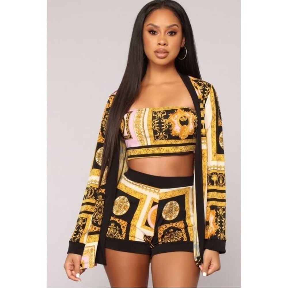 Fashion Nova Matching 3 PIECE SET - BLACK/MULTI
S Small